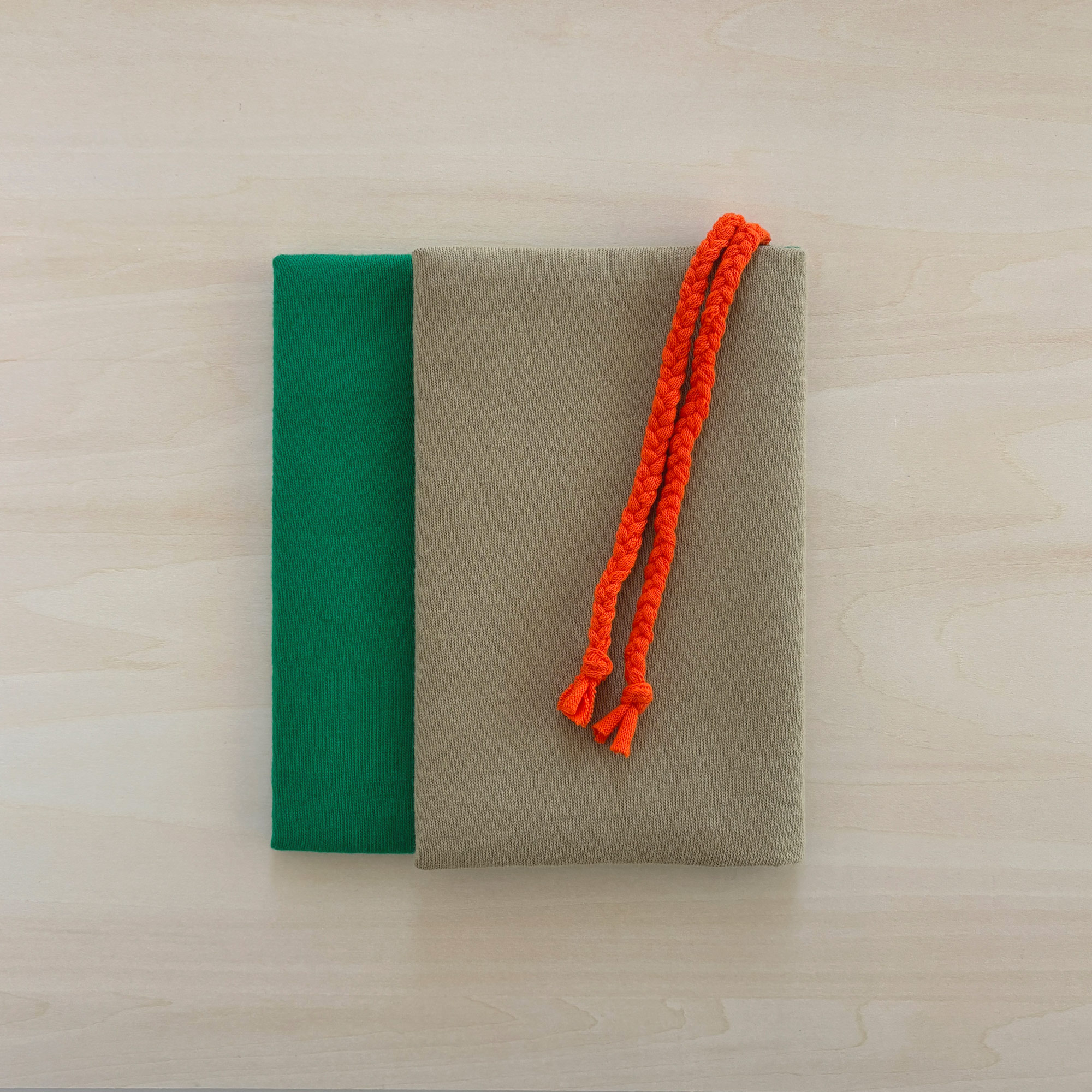 MI:IRO／Shikaku（シカク）／DEEP GREEN × SAFARI × ORANGE