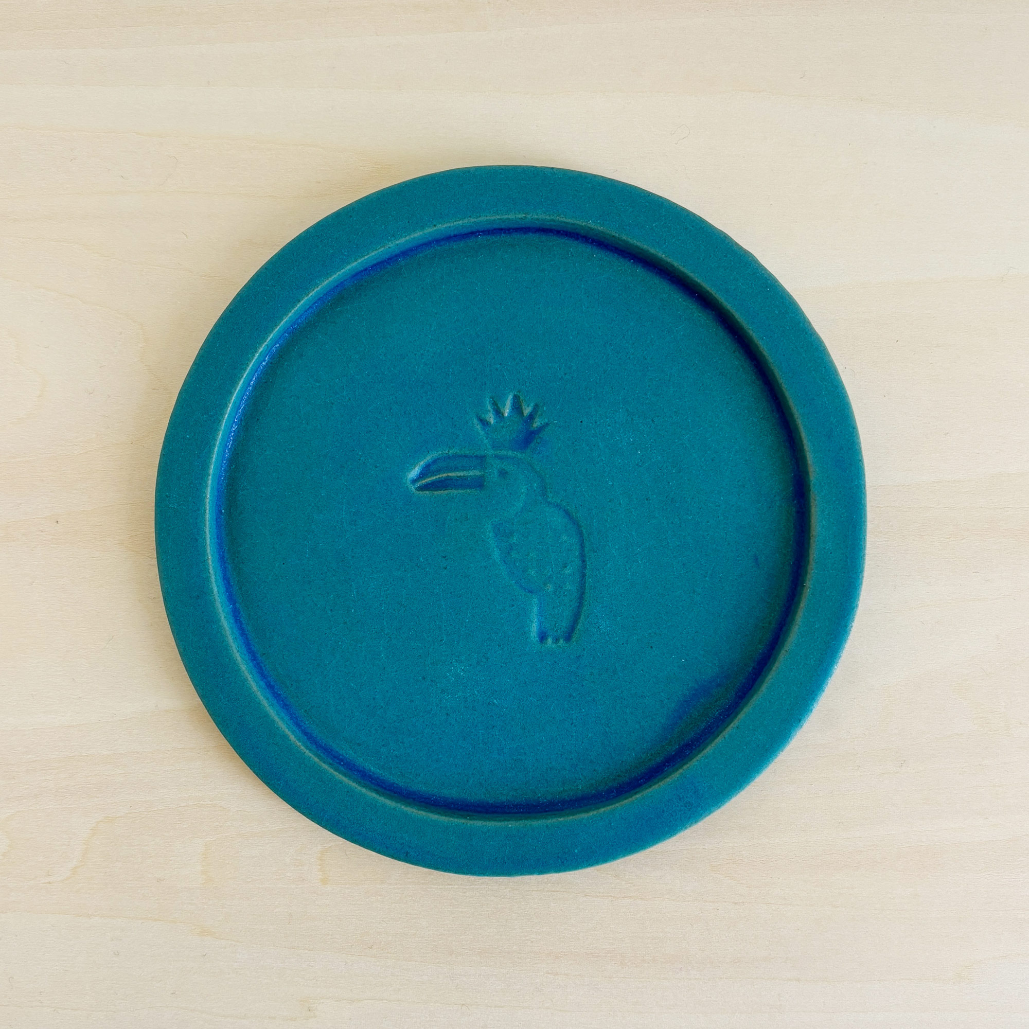 nacchico（ナッチーコ）フラットリムのモチーフプレート（ターコイズ）