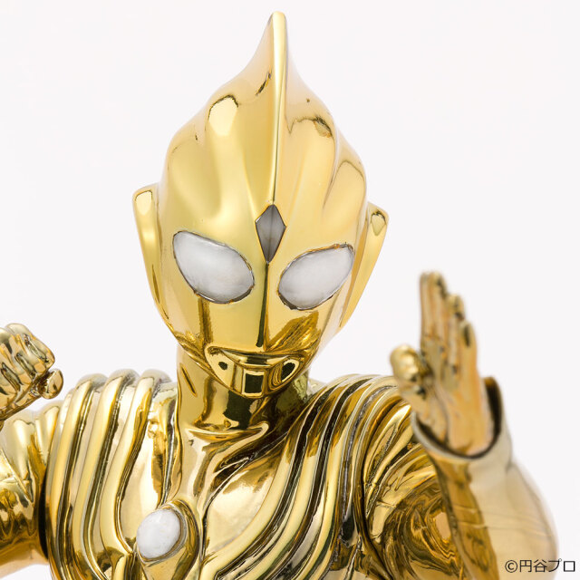 100体限定CCP ウルトラマンティガ グリッターゴールドメッキver