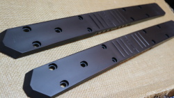 オガサカ　FM585