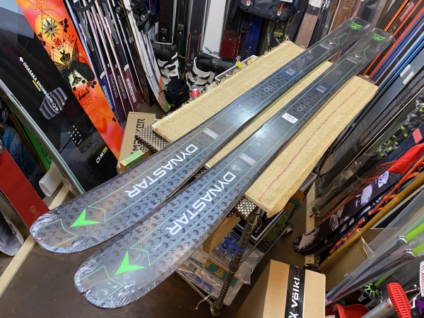 暖冬値下（最終）＞ノルディカ スキー板 GSR たっとし 182cm （中古）