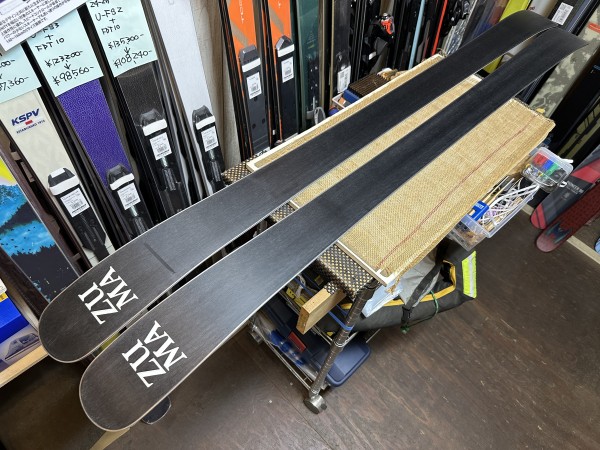 □ゲレンデ&パーク□21-22□zuma（ツマ）：kruz（クルーズ）168cm 板のみ