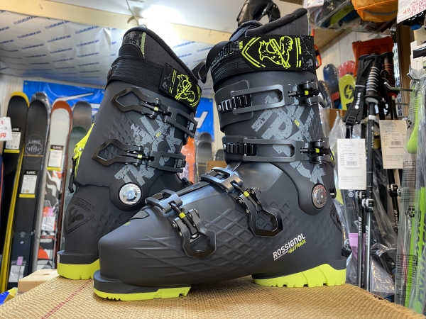 □シンサレート採用で暖かい！□21-22□ROSSIGNOL（ロシニョール 