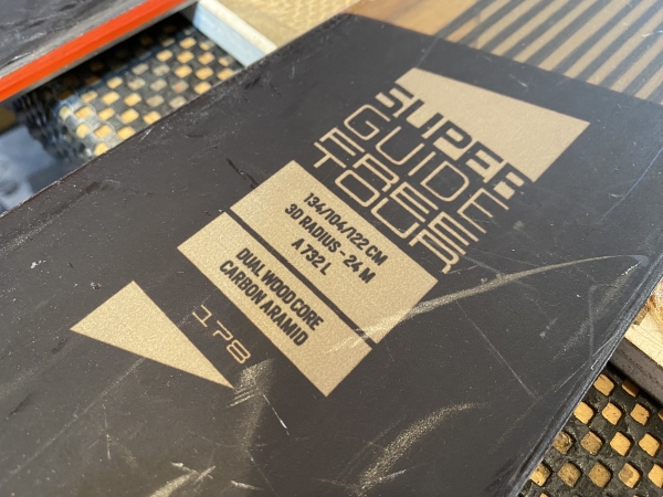 □試乗板□軽量ツアースキー□21-22□SCOTT（スコット）：SUPERGUIDE