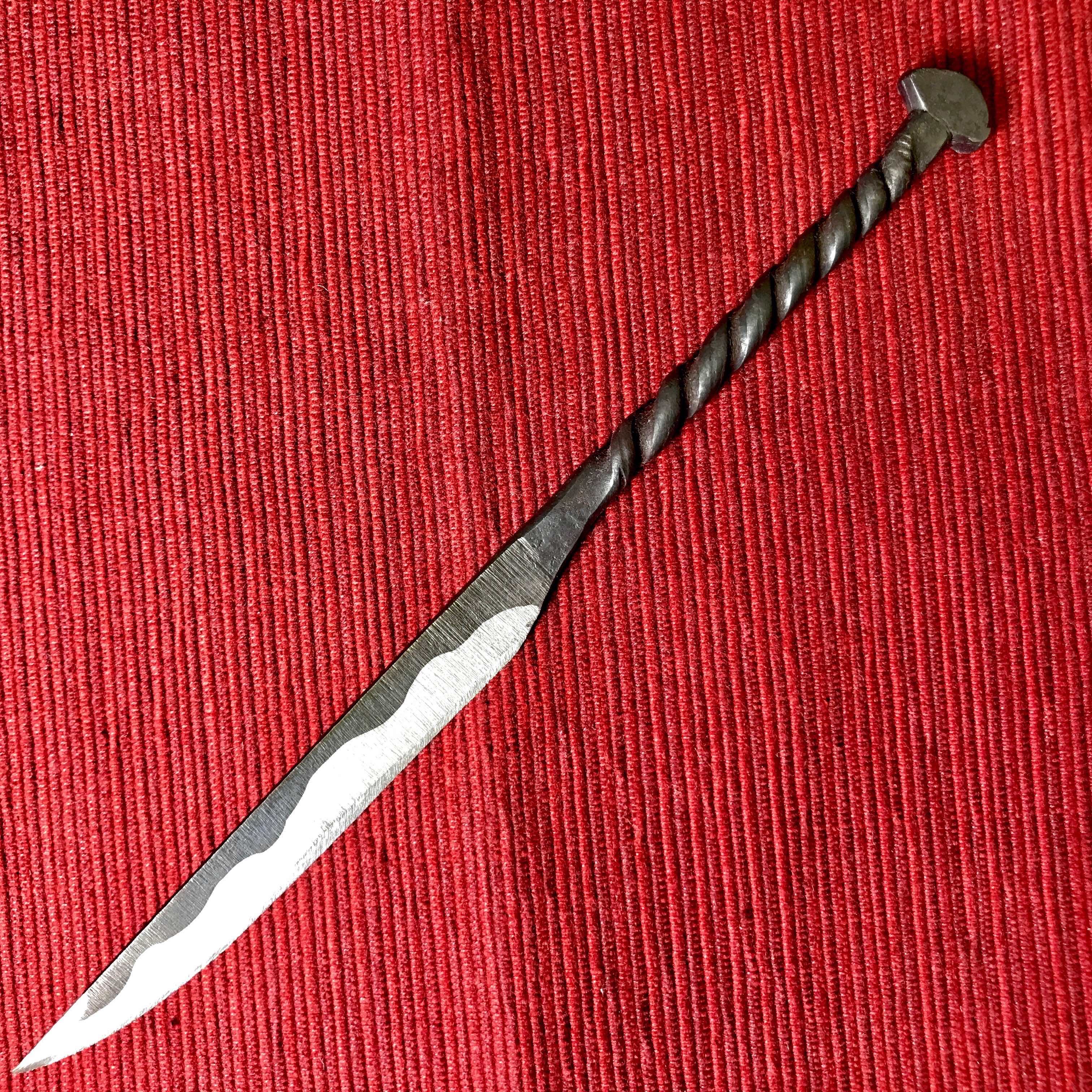 鉄釘紙刀