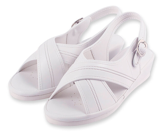 クロスサンダル　ホワイト