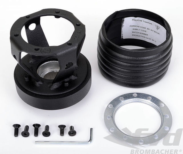 ポルシェ911/991 GT3 CUP ステアリング/黄ステッチ/スエード 稀 