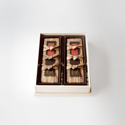 「玄」中棹 2本桐箱入（黒羊羹2本）