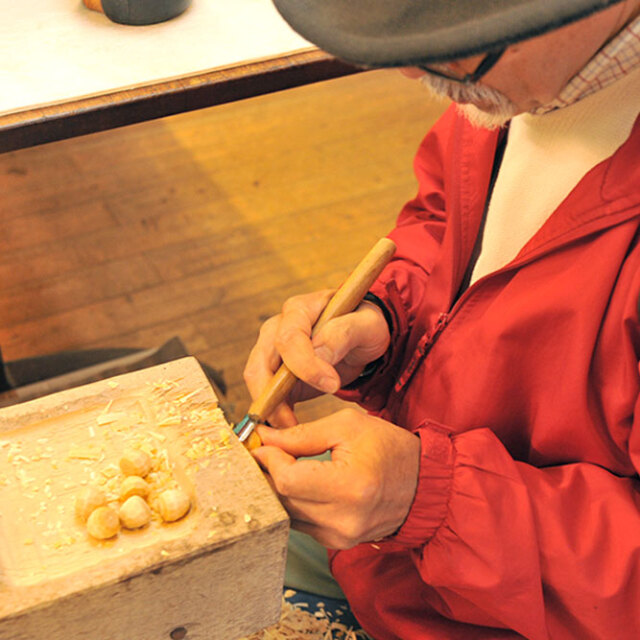 岡下勝敏さん「どんぐりのピアス＆イヤリング」