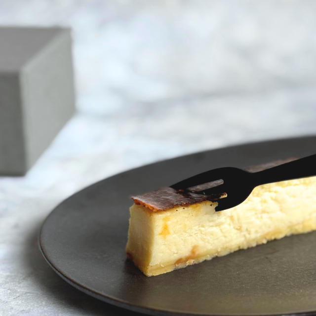 アートチーズケーキL
