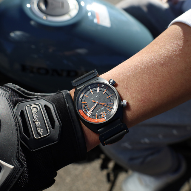 MOTO-R Mid オレンジ/MOTO-R Mid Orange [S808M-04]