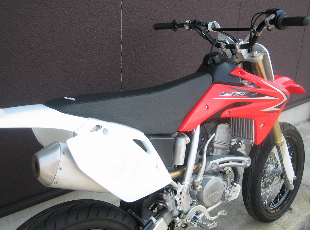 SPIRAL スパイラル ハイシート HONDA CRF150R 07-12 SPIRAL スパイラル ハイシート HONDA CRF150R 07-12