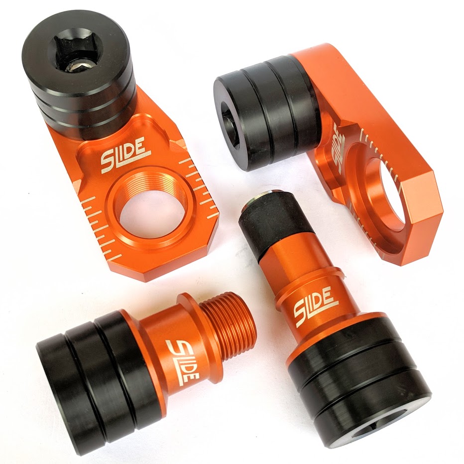 SLIDE KTM SX/SX-F/XC/XC-F/SMR/EXC  125-500/690 フロント＆リアアクスル ブロック スライダーセット