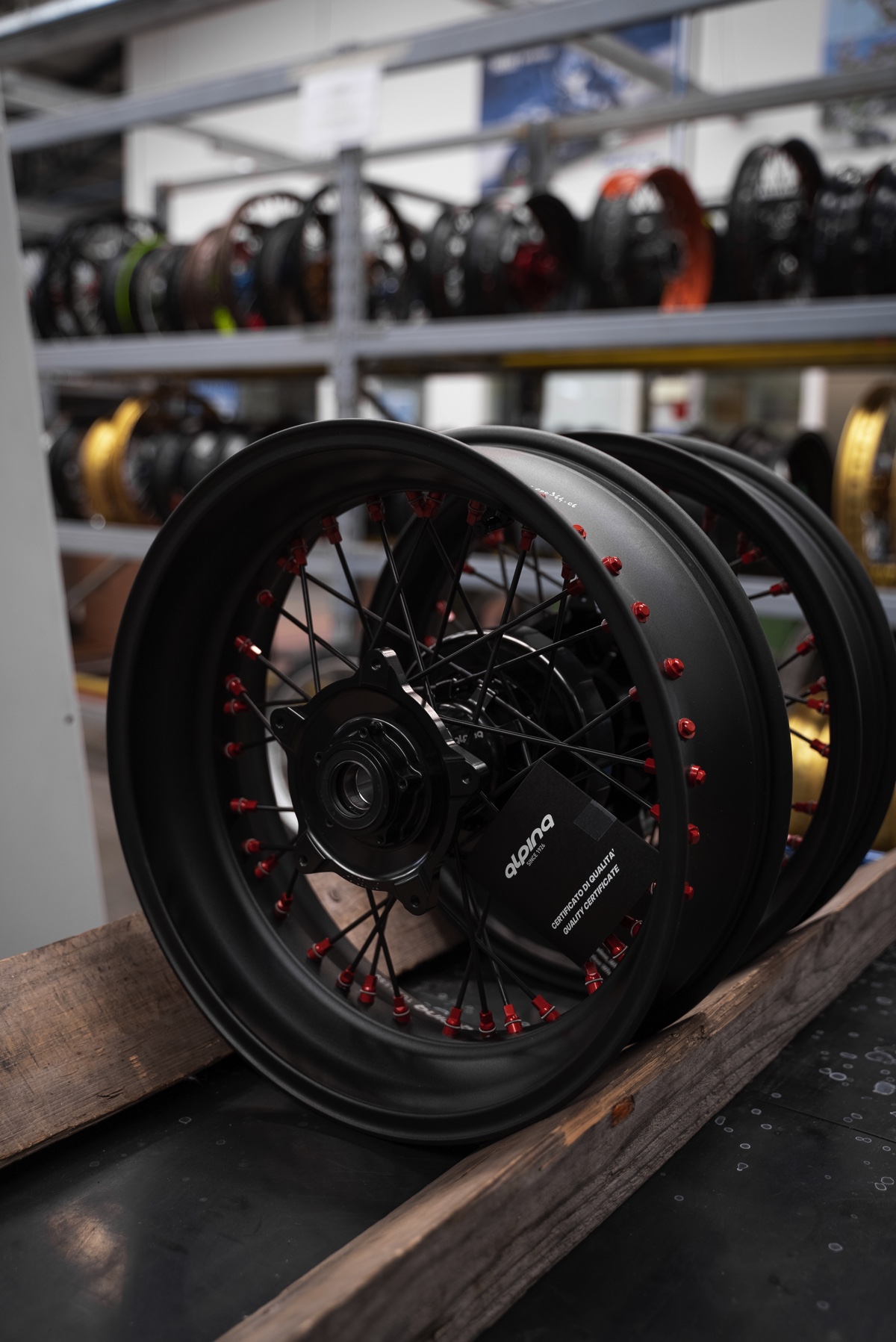 【アウトレット】alpina アルピナチューブレスホイールセット ロードモデル BMW F900XR F3.5-17 R5.5-17