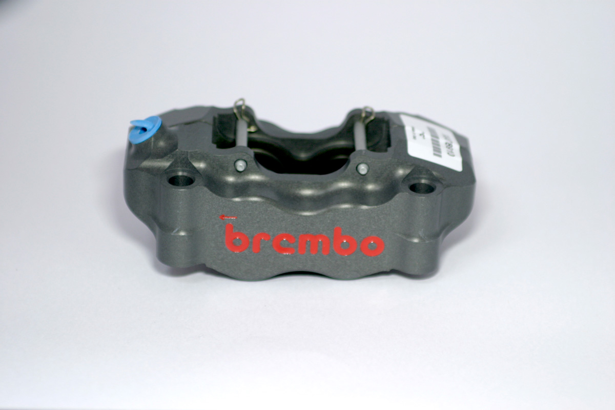 Brembo ブレンボ レーシング ラジアルマウントキャリパー 100mm ピッチ　アルミピストン X78910