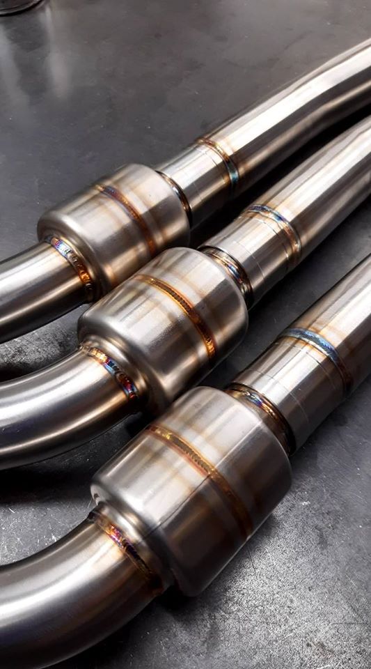 HUSQVARNA 701SUPERMOTO F Arrow フルエキゾースト Exhaust HUSQVARNA 701 ENDURO / SUPERMOTO 2023 2024 ARROW ALU CC
