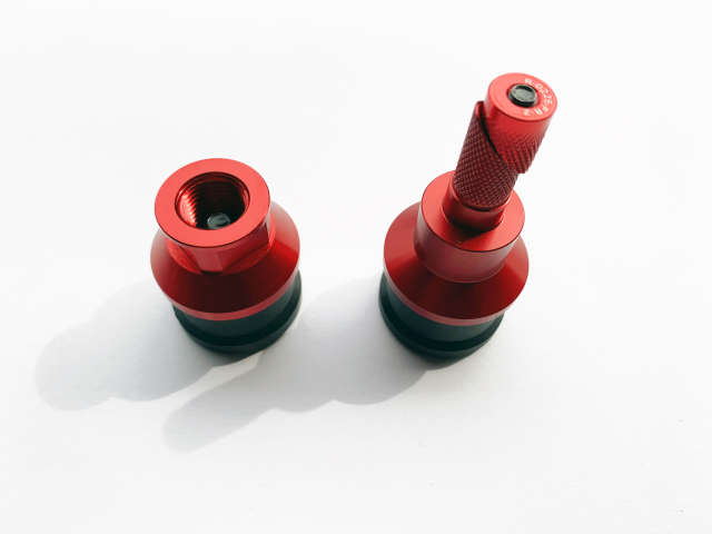 SMR Suzuki / Kawasaki フロントアクスルスライダーセット