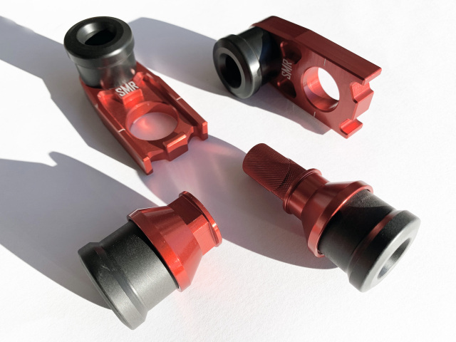 SMR Suzuki DR-Z400 フロント＆リアアクスル ブロック