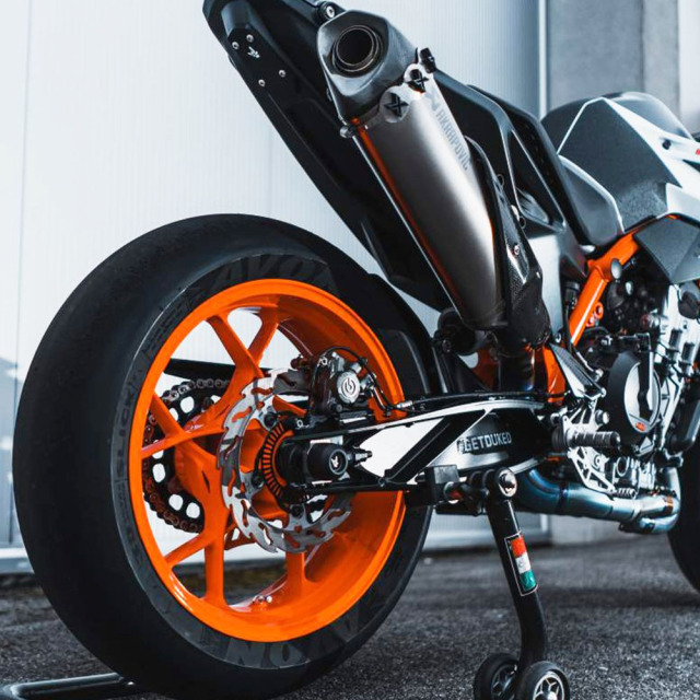 Bagoros performance バゴロスパフォーマンス デカールフルキット THE MAD RABBIT KTM DUKE 125/200/250/390, 690 SMC-R
