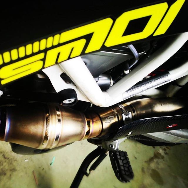 Tekmo Racing KTM 690 , Husqvarna 701用チタンフルエキゾースト
