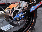HUSQVARNA用アクスル ブロック スライダー