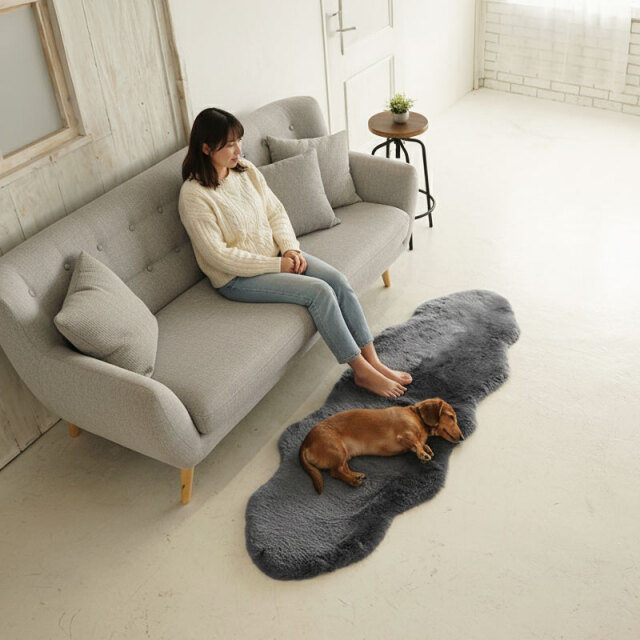 洗えるムートンラグ 短毛2匹サイズ グレー