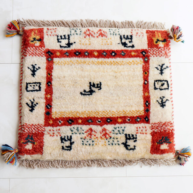 ギャッベ座布団