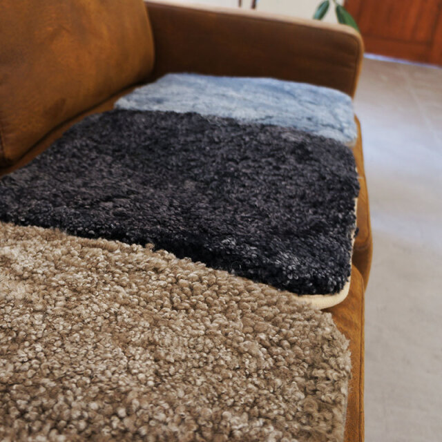 カーリー ムートン クッション 40×40cm 全3色 CURLY クリンプ 正方形