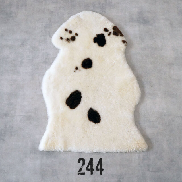 spottyムートンラグ#244