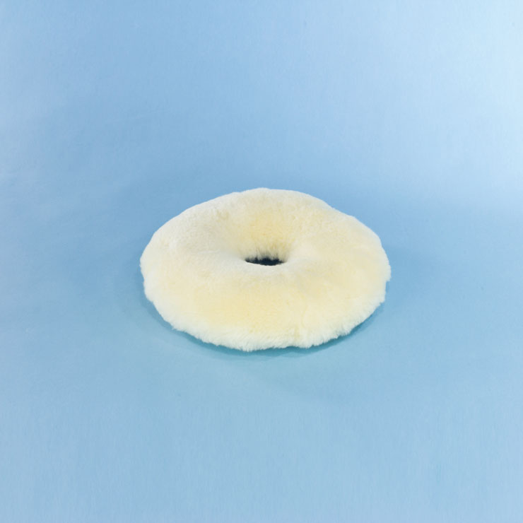 ALIVE 介護用ムートン 円座クッション 【送料無料】