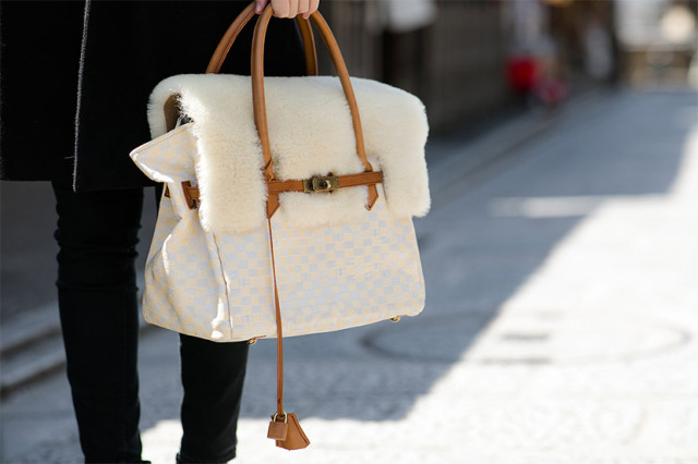 ムートン金襴バッグ