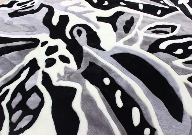 送料無料・お手入れブラシプレゼント!!】ムートンカーペット