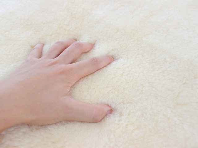 ゲルマニウムシート・備長炭シート入り】送料無料 ムートンシーツ 短