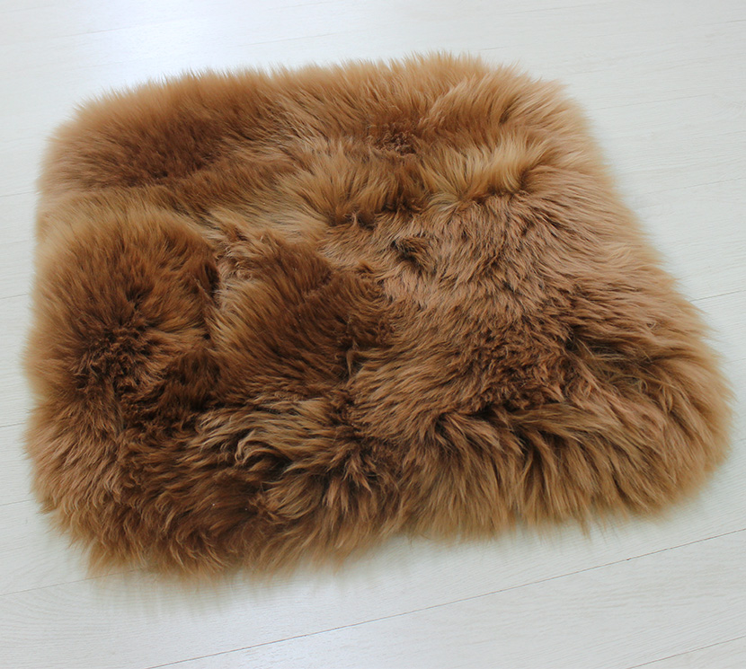 ムートンクッション　再加工シリーズ