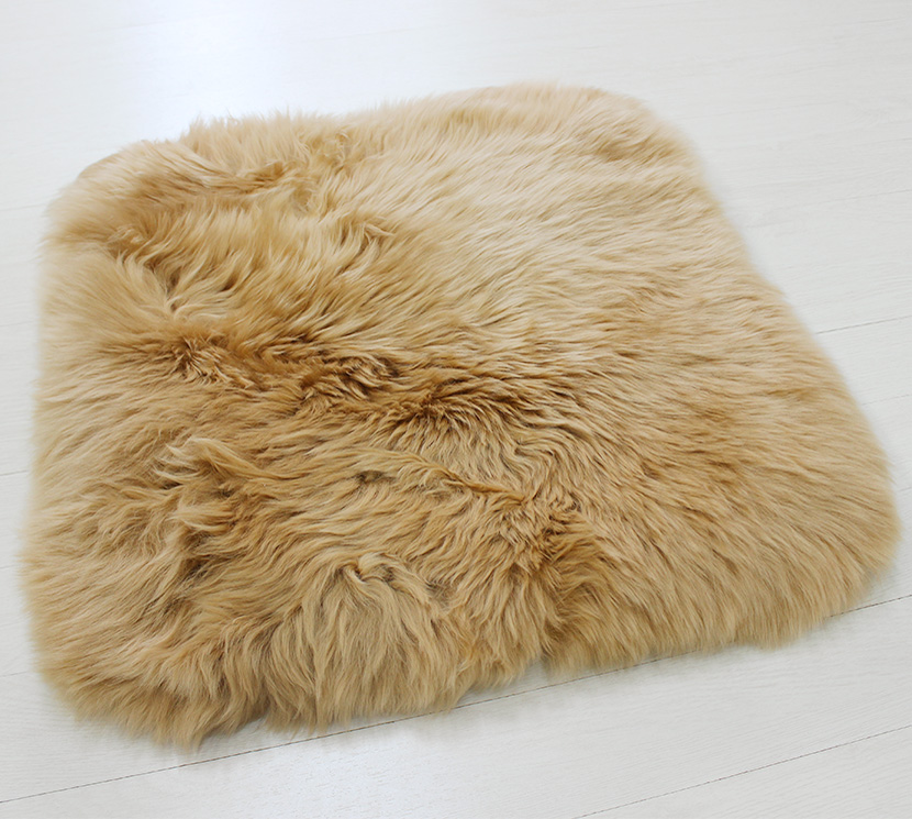 ムートンクッション　再加工シリーズ