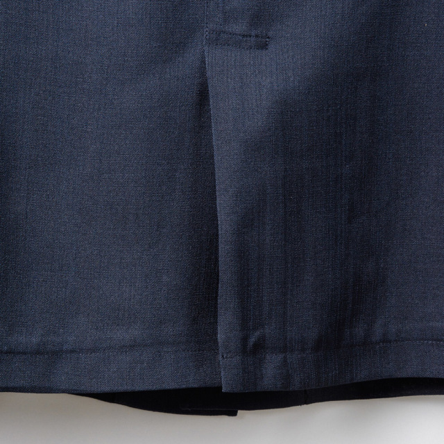 麻ライク素材のブッシュジャケット