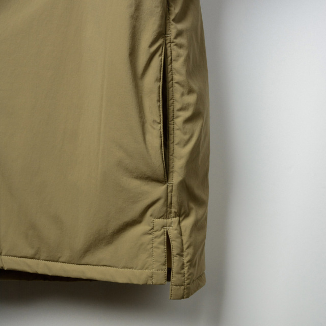 MOVERポリダウンジャケット