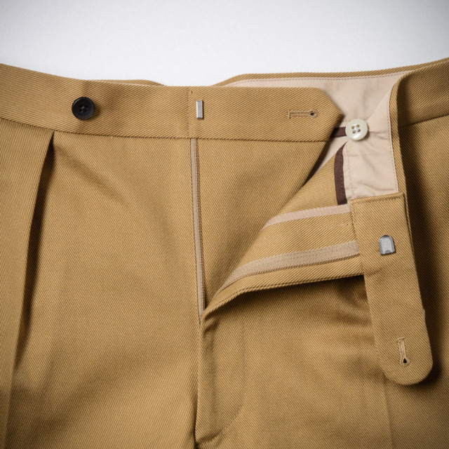 １２タックミリタリーパンツ