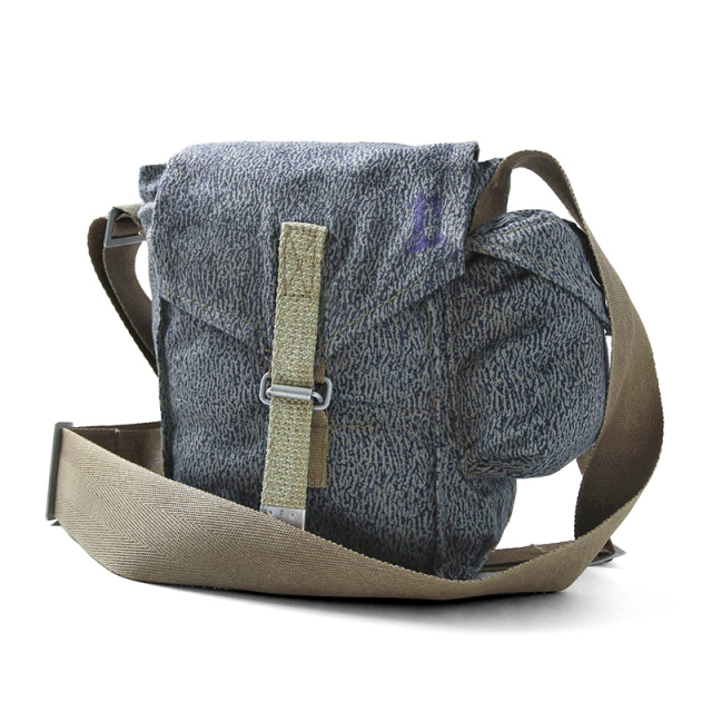 実物 新品 ポーランド軍 MC-1用 ガスマスクバッグ WORM CAMO #2