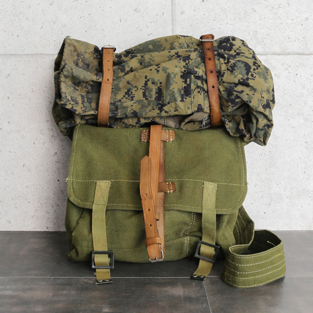 実物 新品 デッドストック ルーマニア軍 VINTAGE ブレッドバッグ