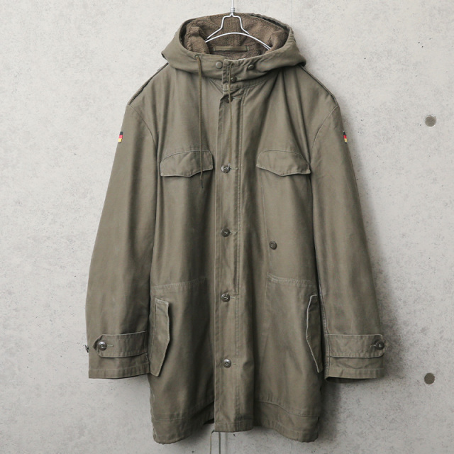 ドイツ軍　フィールドパーカー　ミリタリー　82年製 ドイツ軍 フィールドパーカー ミリタリー 82年製 1990s German