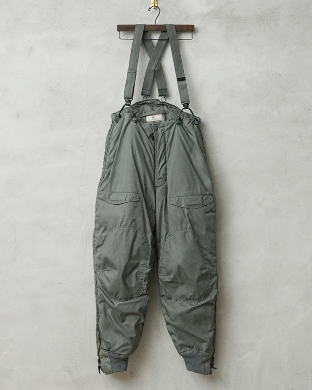 ミリタリー 卸売 仕入れ 問屋 実物 USED 米軍 U.S.A.F. F-1B