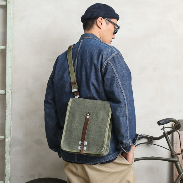 実物 新品 デッドストック ポーランド軍 マップケース / ショルダーバッグ