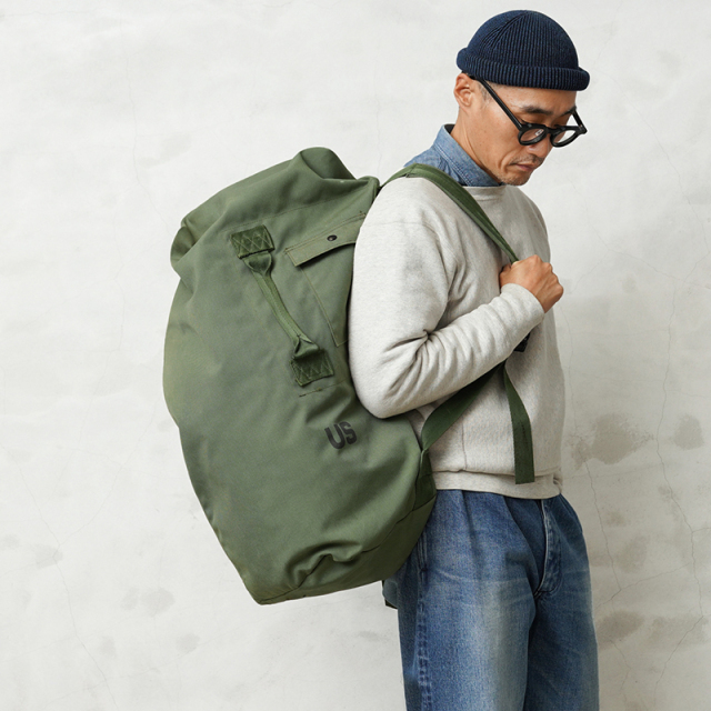 実物 USED 米軍 ダブルストラップ コーデュラナイロン ダッフルバッグ