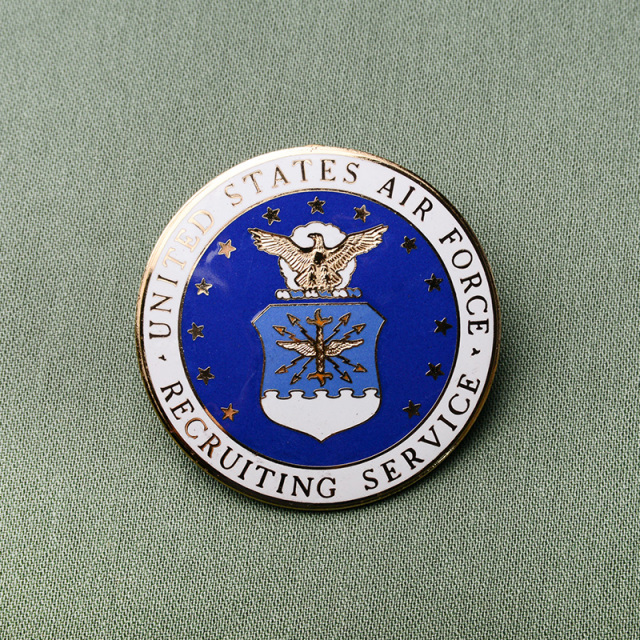 実物 新品 デッドストック 米空軍 INSIGNIA USAF RECRUITING SERVICE ID BADGE リクルーター バッジ【C】【T】
