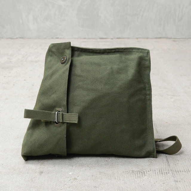 ミリタリー 卸売 仕入れ 問屋 実物 USED スウェーデン軍 M-51 ガス