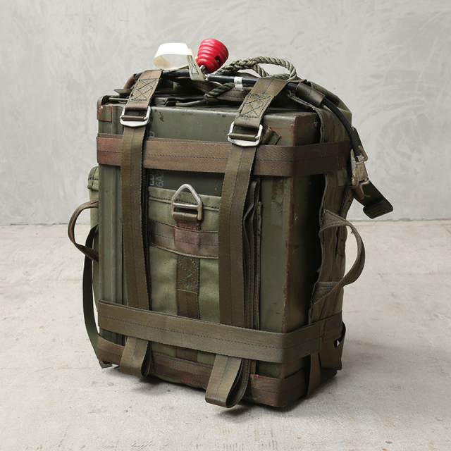 実物 新品 デッドストック 米軍 70’s ウェポン&個人装備用 パラシューティストハーネス