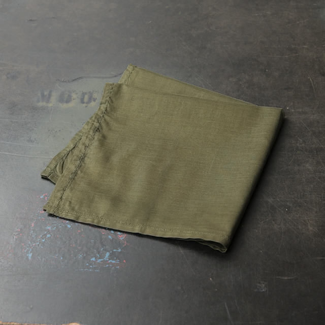 ミリタリー卸売仕入れ問屋M.Q.C 軍放出品 デッドストック 家具 インテリア