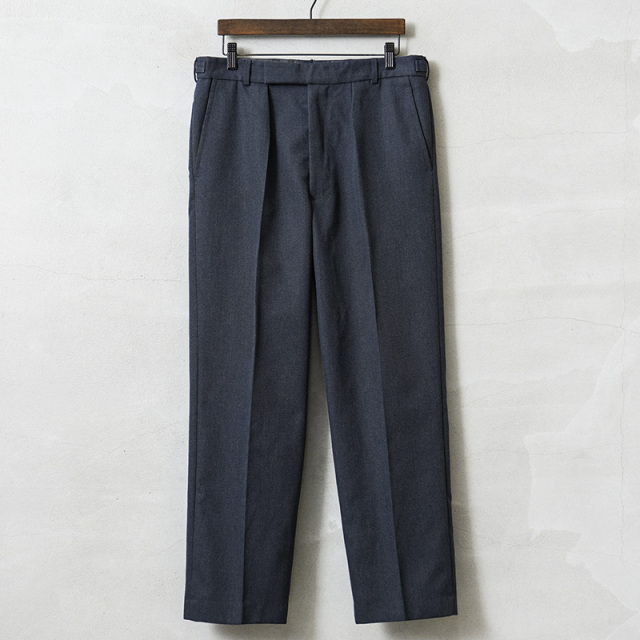 実物 USED イギリス RAF（王立空軍） No.2 DRESS トラウザーズ / オフィサーパンツ ネイビー MINIMUM CARE