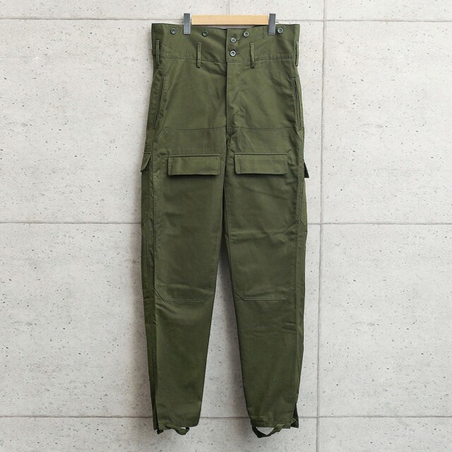 実物 新品 デッドストック チェコ軍 M-85 ダブルニーフロント フィールド カーゴパンツ